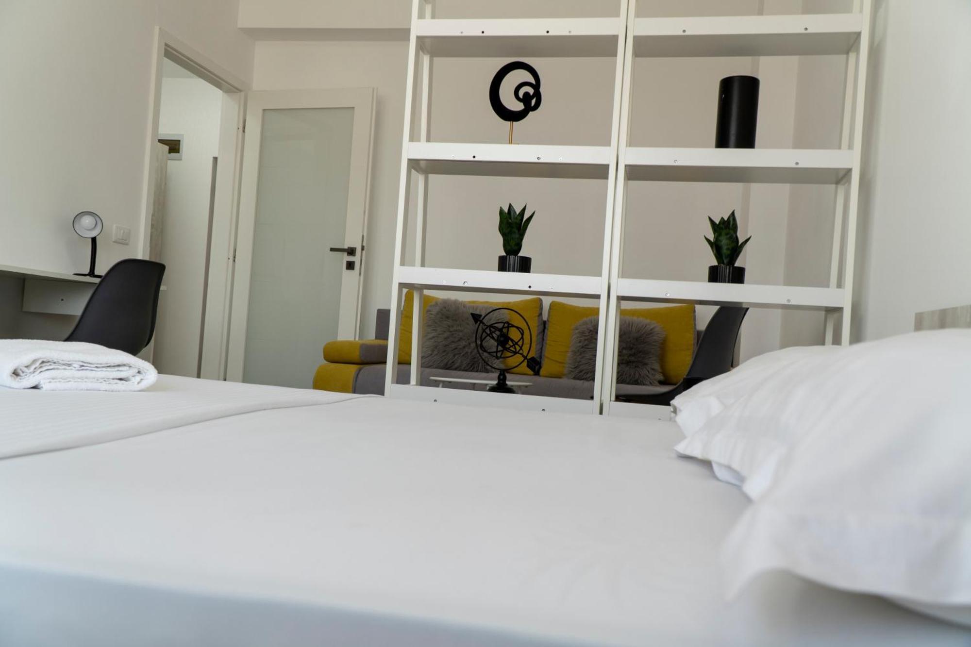 Center Apartment Palas Mall View Yaş Dış mekan fotoğraf