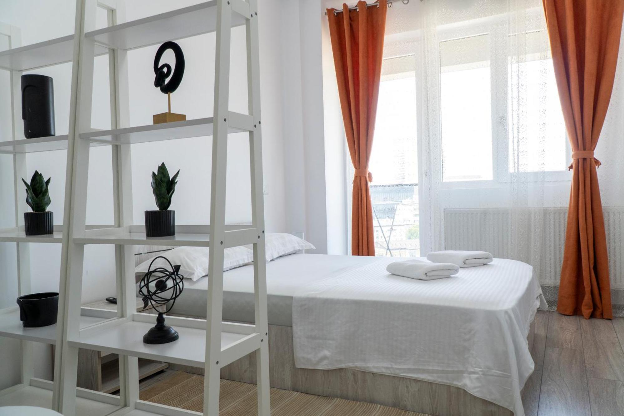 Center Apartment Palas Mall View Yaş Dış mekan fotoğraf